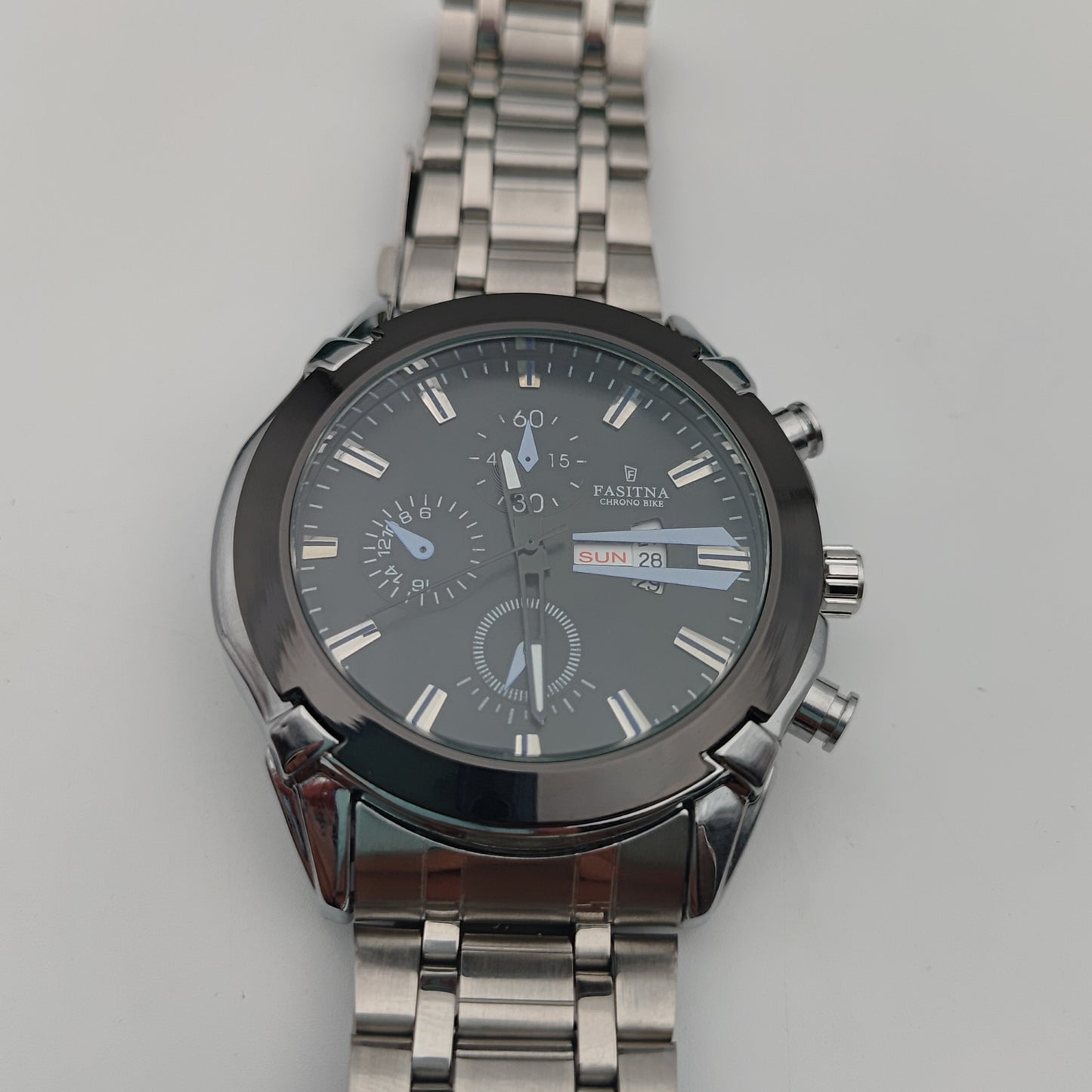 🕒 ساعة رجالية FASITNA™️ كرونوغراف فاخرة – أناقة لا مثيل لها بسعر 2,350 د.ج