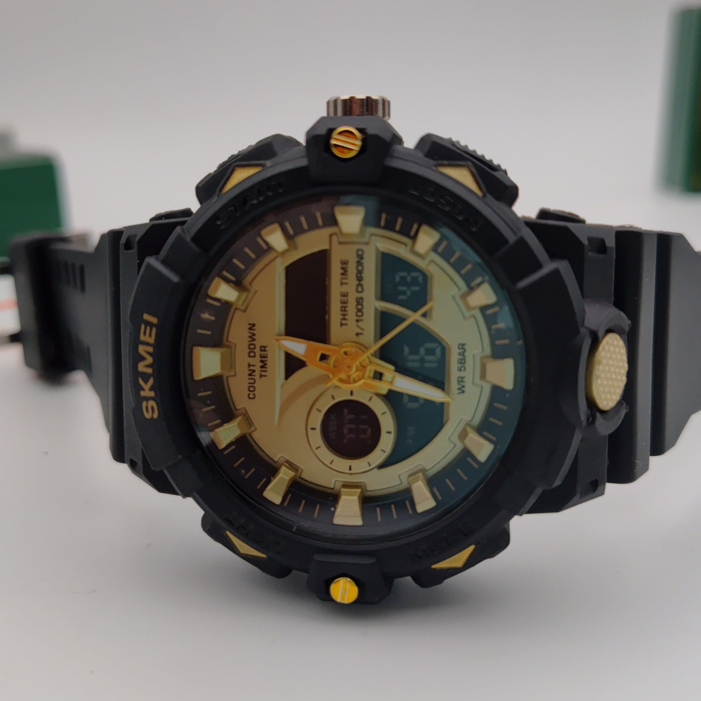 💥 ساعة رجالية رياضية متعددة الوظائف – تصميم ديناميكي بسعر 3,350 د.ج