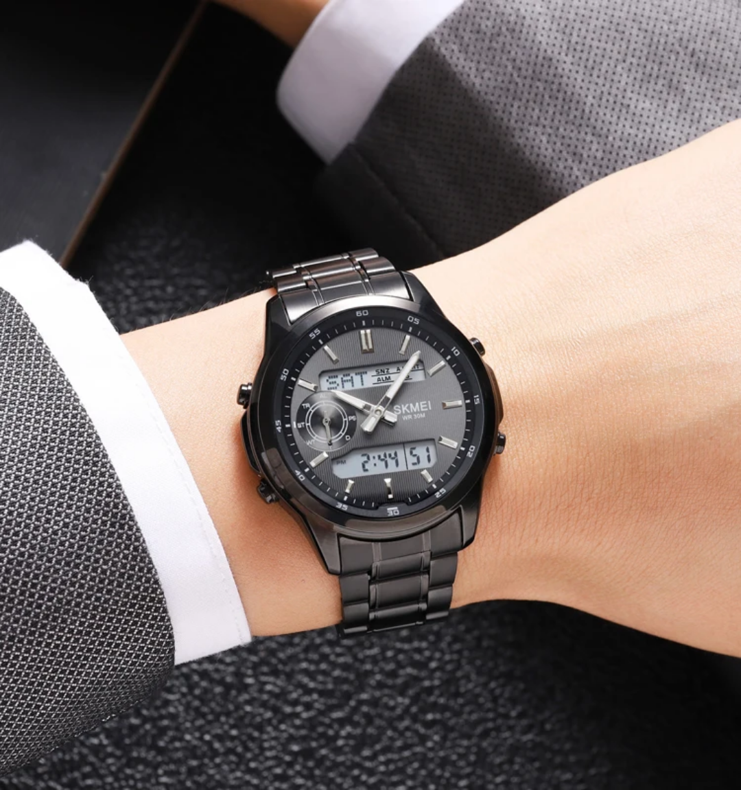 ⌚ ساعة للرجال – تصميم عصري وأنيق بسعر 4,950 د.ج