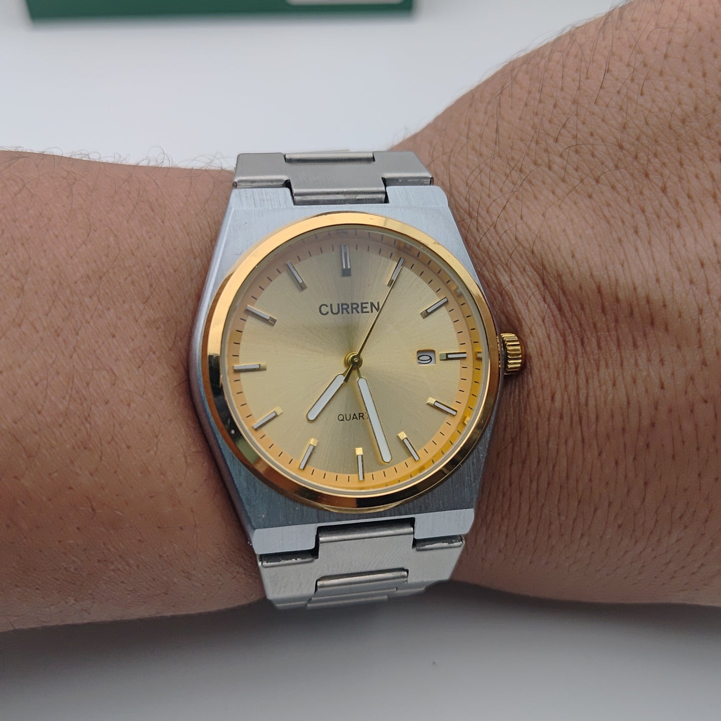 🕶️ ساعة رجالية بتصميم سداسي فاخر – مستوحاة من أسلوب أوديمار