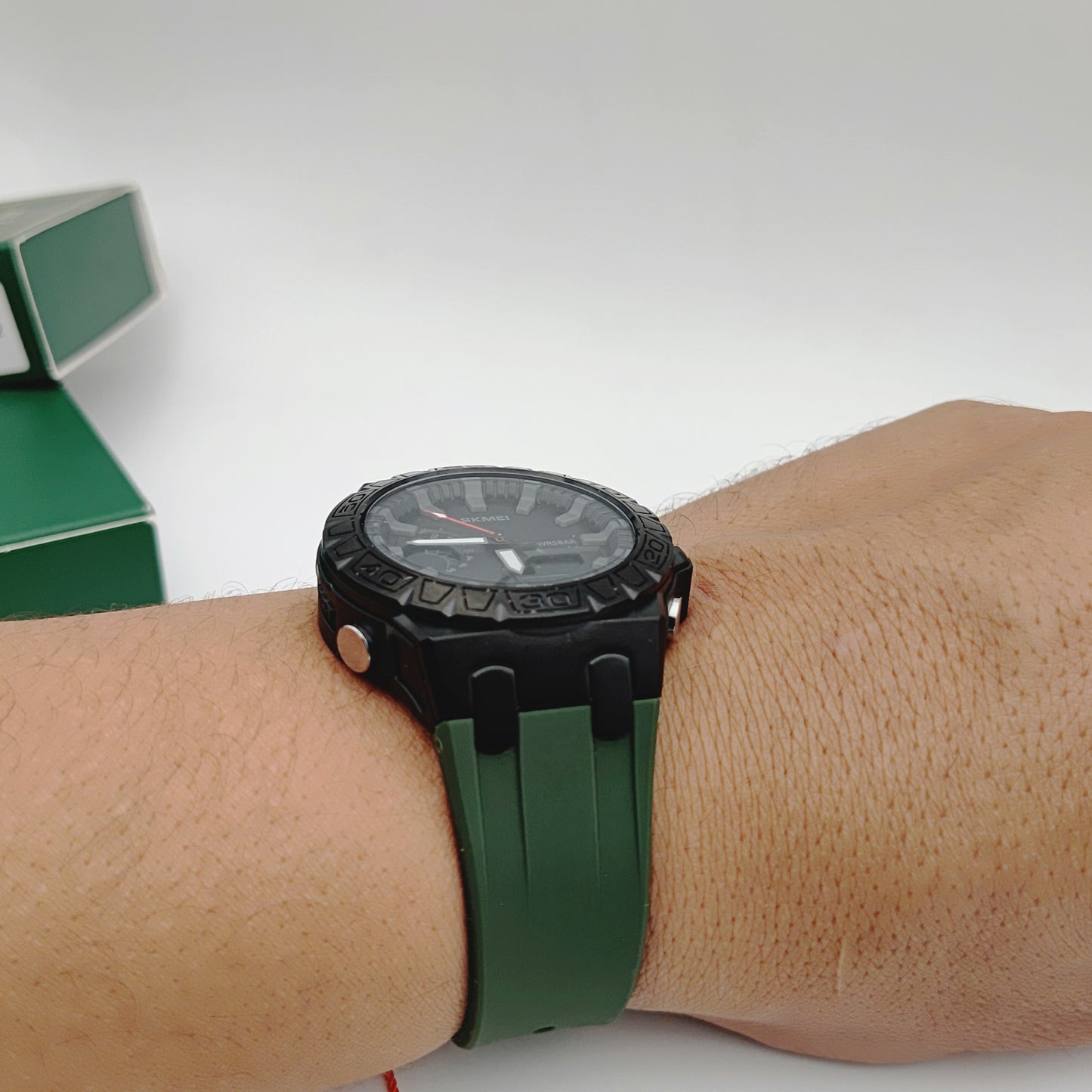 ⌚️ Montre SKMEI Originale – Puissance, Élégance et Précision dans une seule montre !