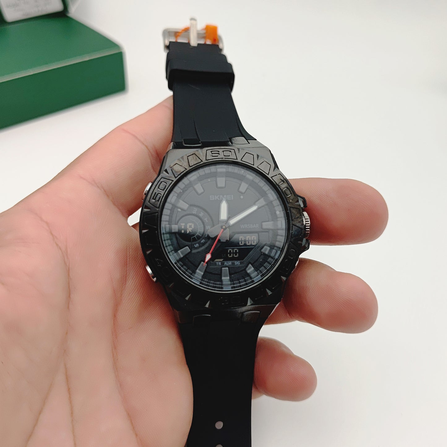 ⌚️ Montre SKMEI Originale – Puissance, Élégance et Précision dans une seule montre !